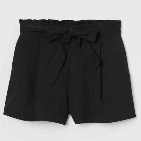H&M Black Paper Bag Shorts | LN - Picture 2 of 7